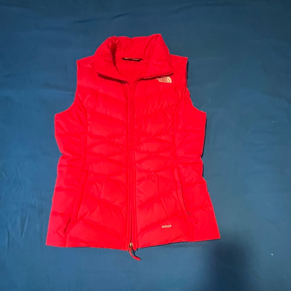 North Face Puffer Vest 550  Sz Women’s Small Red